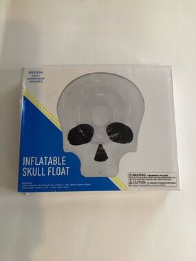 New Inflatable Skull Shaped Float 31.5”x36.2”x7.9 Swimming Pool Beach Summer